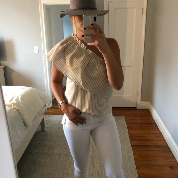 Lucca beige one shoulder top - Picture 5 of 8